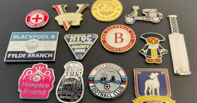 custom metal badges