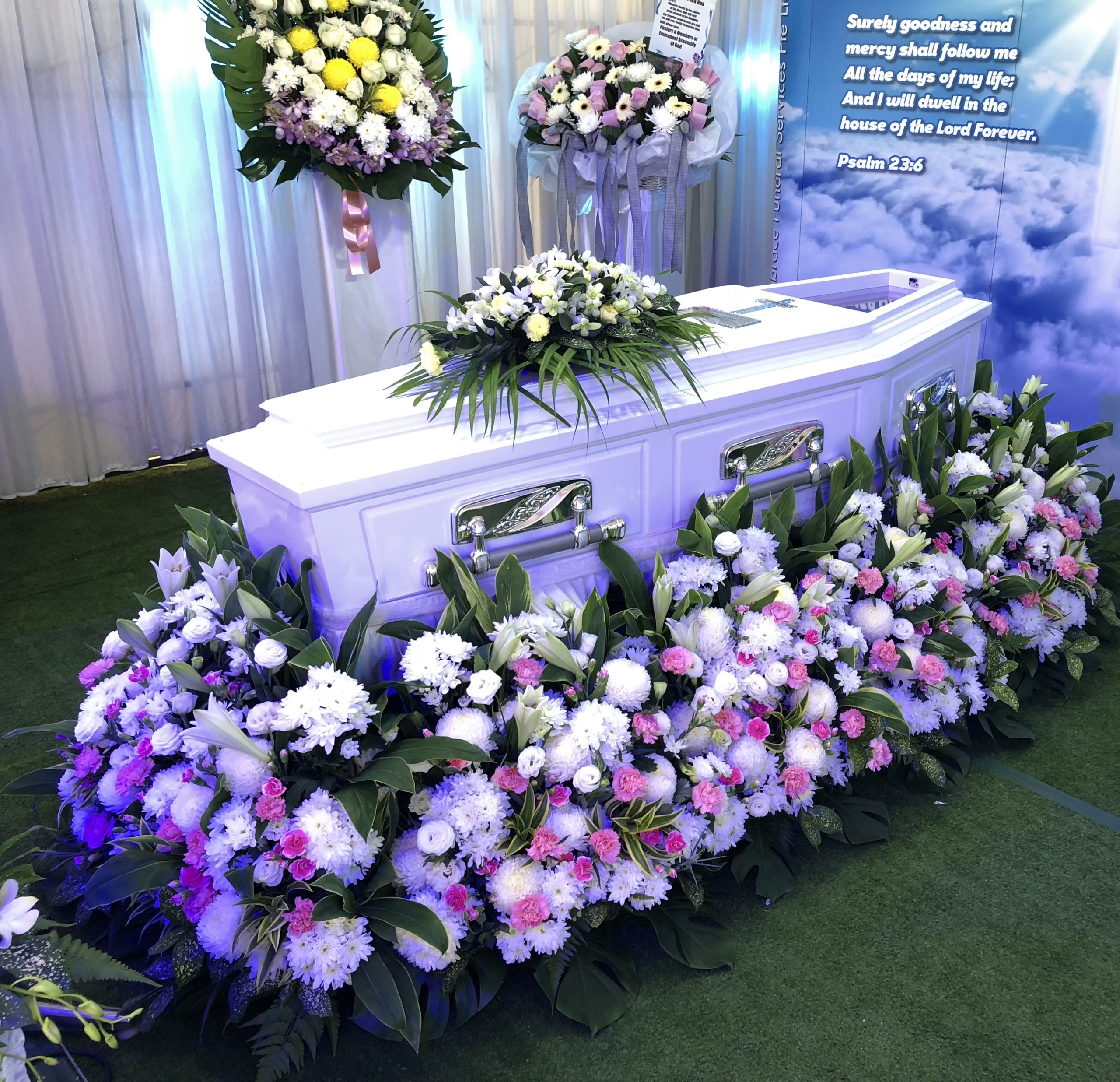 How Luckindness Supports Families Beyond Funeral Services