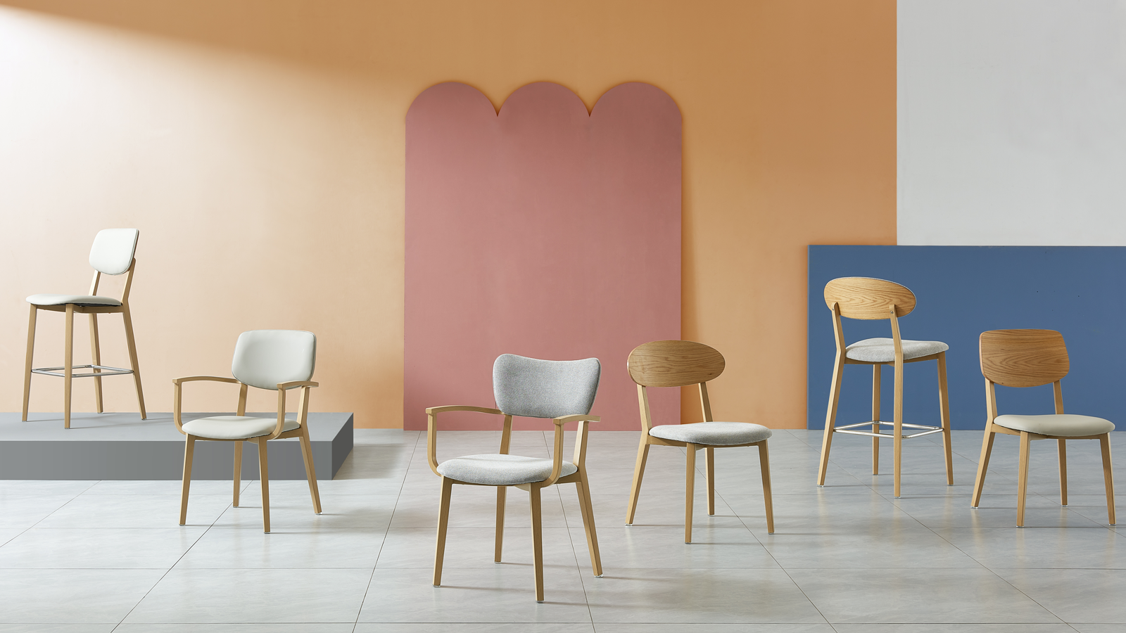 Metal Wood-Grain Chair