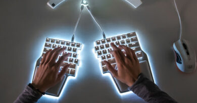 ergonomic keyboards